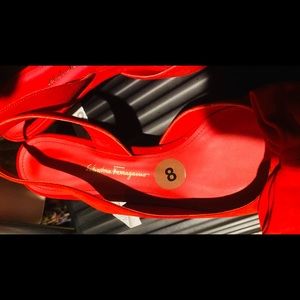 Salvatore Ferragamo lady shoes size 8 Authentic and never worn low heel